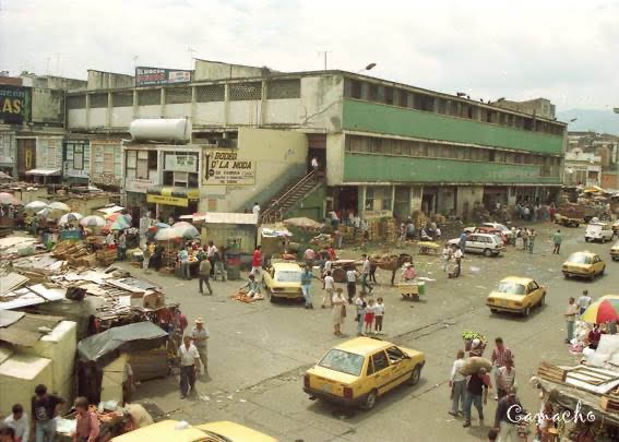 Vista histórica de la antigua Galería de Pereira